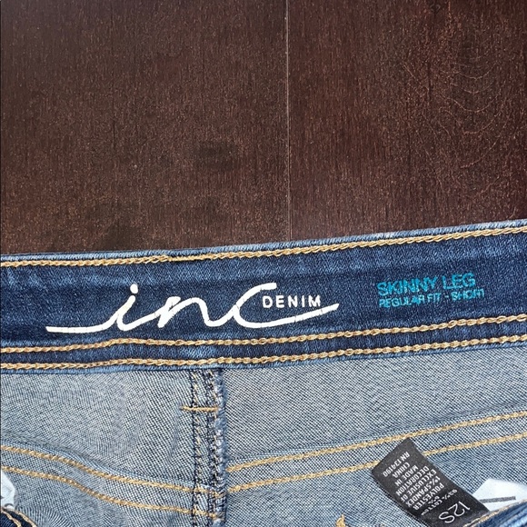 INC SKINNY LEG REGULAR FIT SIZE 12S Blue Denim Jeans - Picture 3 of 8